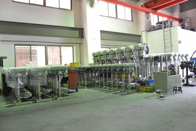 Table drilling machine, tapping machine Yi-chang