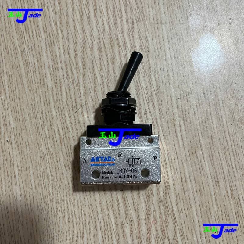Van cơ khí khí nén CM3 Series 3/2 & 5/3 Way, Van nhấn tay công nghiệp Airtac CM3, Manual Mechanical Control Valve cho hệ thống khí nén